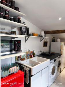 B&B / Chambres d'hotes Varzay autour du puits : photos des chambres
