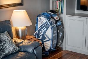 Gillespie Apartments - Golfers Dream