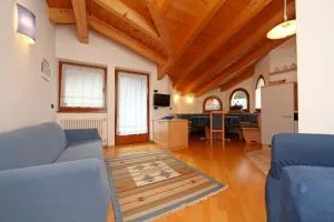 Cesa Mattias - Appartamenti a Canazei - Pera