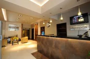 Noclegi Gambit Cieszyn 24h - 卡尔维纳