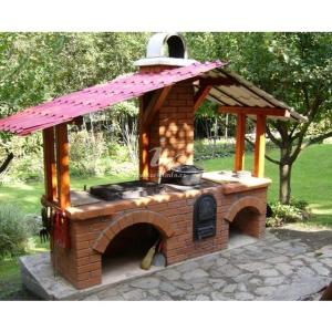 Uni-kom forest lodge