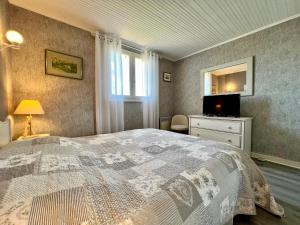 Villas Maison 4 pieces 6 couchages La Bree Les Bains LBO000-071 : photos des chambres