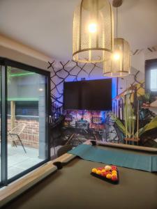 B&B / Chambres d'hotes Station des Plaisirs LOVEROOM : photos des chambres