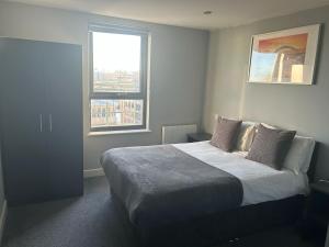 Aerial House, Quayside by Beehosting, Newcastle-Upon-Tyne