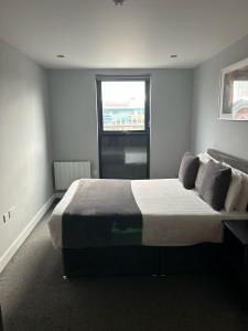 Aerial House, Quayside by Beehosting, Newcastle-Upon-Tyne