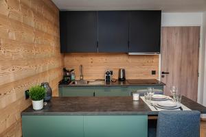 Huez - Cosy - Chaleureux - Calme - Wifi