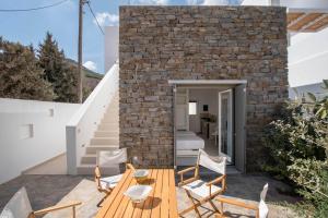 Deluxe Maisonette With Private Jacuzzi