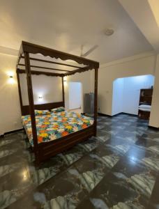 The Ocean Deck Apartments