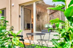Appartements L’Epicea - RDJ duplex proche metrohopital : photos des chambres