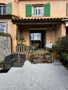 Appartements Agreable maison coeur du Rouret : photos des chambres