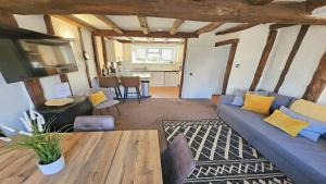 Dove Cott Croyde Sleeps 4 Central Location