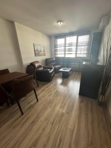 Luxury Cult & private parking