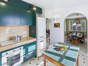 Maison pour 8 - Piscine chauffée - 800m de la plage