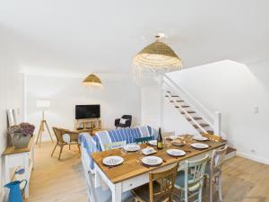Maisons de vacances Maison pour 8 avec terrasse - Kerity : photos des chambres