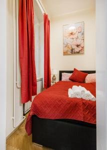 The Pearl with the Danube and Gellert Hill View