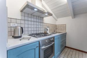 GuestHost - Pratello Elegante e Raffinata Mansarda