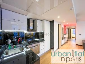 Urban Flat 129 - Sublime Art Love Champs-Elysees