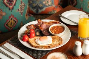 The White Hart at Lydgate