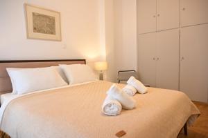 Brand new 3bedroom athenian flat in Koukaki