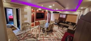 Luxury apartment with pyramids view - Giza