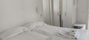 CASA LUIGIA ROOMS MTB in FINALBORGO Bike room tour ebike trekking