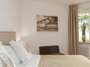 Apartment Suite Modern-17 by Interhome