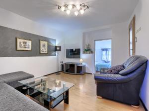 Apartment Rustica by Interhome