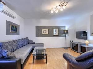 Apartment Rustica by Interhome
