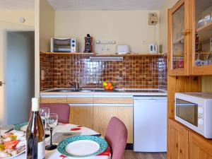 Apartment Rose des Vents-1 by Interhome