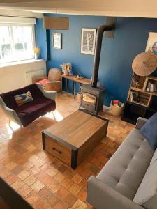 Maisons de vacances Maison de Bourg en Pierre au coeur de Plouharnel : photos des chambres