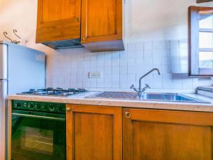 Apartment Colombaia by Interhome