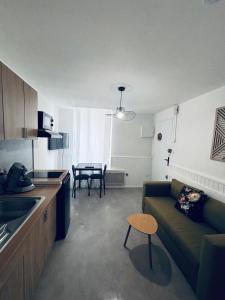 Meneau 2- Center-Wifi- Connected TV