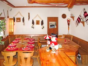 Holiday Home Edelweiss-1 by Interhome