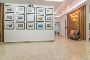 Designer 60 seconds to the Beach Free Parking