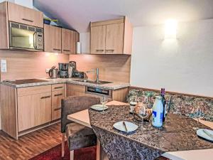 Apartment Rosa-1 by Interhome