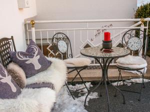 Apartment Apart Garni Royal-2 by Interhome