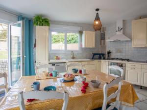 Holiday Home Fleur dété by Interhome
