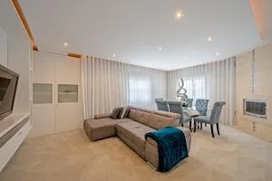 Urbanização Casas Do Lago, Serra de Carnaxide - 卡纳希迪