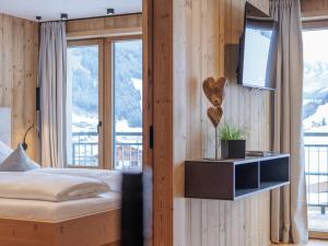 Apartment Mountain Suite Nr 102 by Interhome