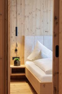 Apartment Mountain Suite Nr 102 by Interhome