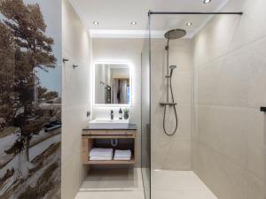 Apartment Mountain Suite Nr 102 by Interhome