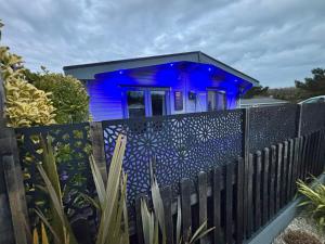 Award Winning Lodge Shorefields- Milford on Sea note NO HOT TUB AT LODGE