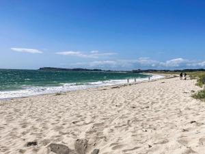 Appartements Apartment Grand Balcon- Piscine et proche du Port by Interhome : photos des chambres