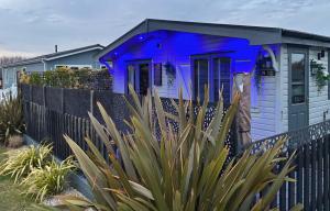 Award Winning Lodge Shorefields- Milford on Sea note NO HOT TUB AT LODGE