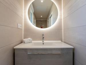 Maisons de vacances Holiday Home La Maison de Parrain by Interhome : photos des chambres