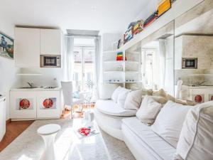 Studio Sant Andrea Fashion Suite by Interhome