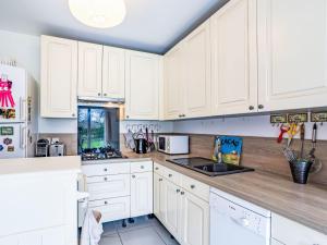 Maisons de vacances Holiday Home Les Coquelicots by Interhome : photos des chambres