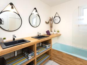 Maisons de vacances Holiday Home L-evasion Nordique by Interhome : photos des chambres