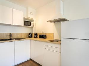 Apartment Les Boutons dOr by Interhome