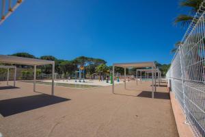 Campings Joli mobil home Puget sur Argens : photos des chambres